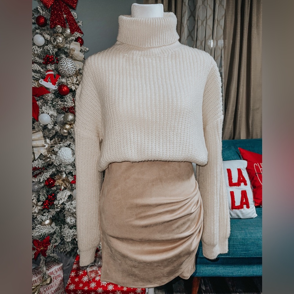 Beige ruched suede mini skirt
